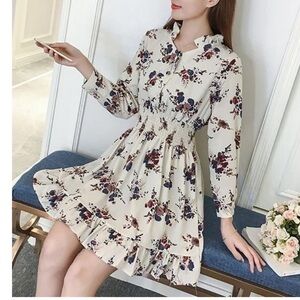 Floral Long Sleeve Dress A Line Size Small